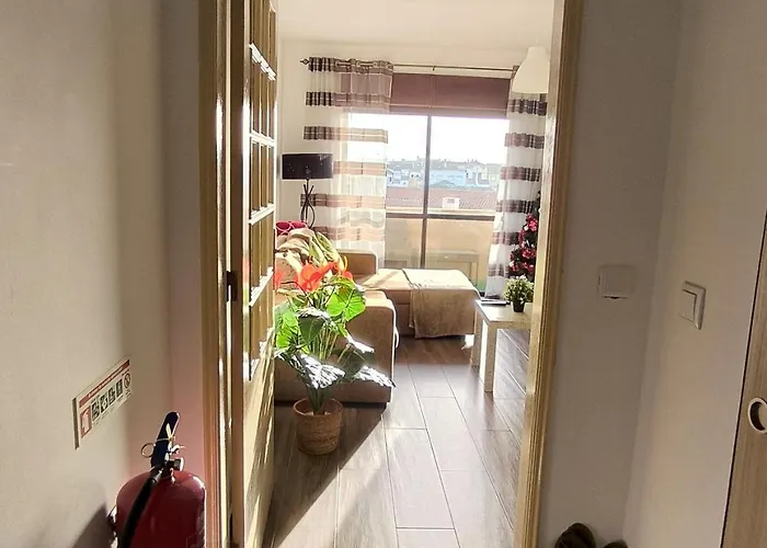 Sunrise アパート ペニシェ